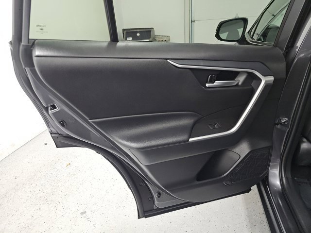Certified 2025 Toyota RAV4 XLE AWD/4WD image 29