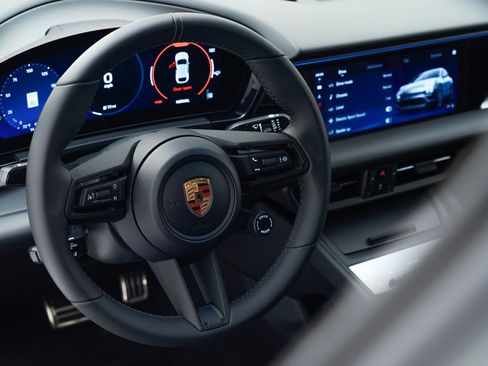 New 2025 Porsche Macan 4S Electric image 23