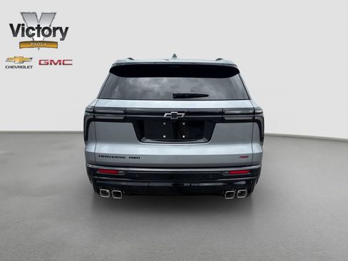 New 2026 Chevrolet Traverse RS w/ LPO, Floor Liner Package AWD/4WD image 5