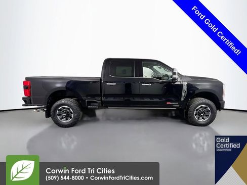 Used 2024 Ford F350 Platinum w/ Tremor Off-Road Package AWD/4WD image 19