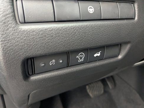 New 2026 Nissan Rogue SV FWD image 15