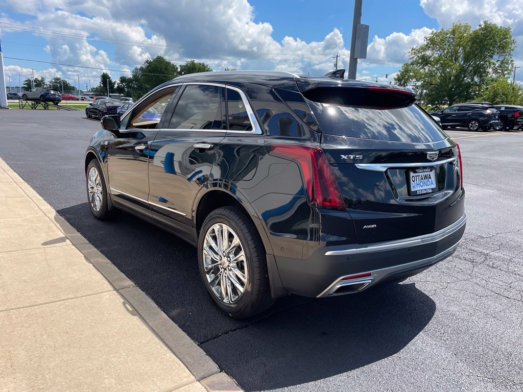 Used 2021 Cadillac XT5 Premium Luxury w/ Platinum Package AWD/4WD image 7
