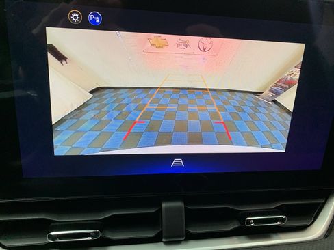 New 2026 Chevrolet Equinox LT image 14