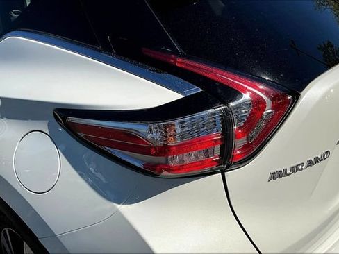 Used 2015 Nissan Murano Platinum w/ Platinum Technology Package AWD/4WD image 23