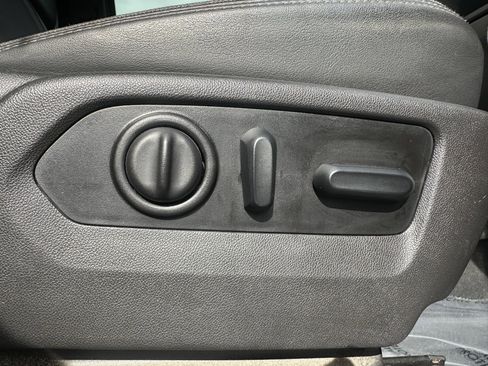 Used 2022 Chevrolet Silverado 3500 High Country w/ Safety Package II image 26