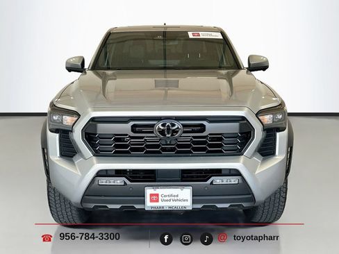 Used 2026 Toyota Tacoma SR5 AWD/4WD image 2