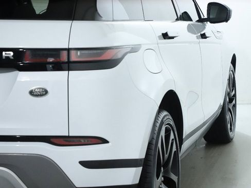 Used 2020 Land Rover Range Rover Evoque SE image 8