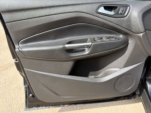 Used 2019 Ford Escape SE AWD/4WD image 11