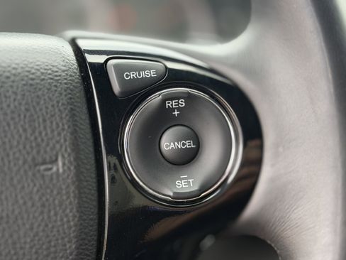 Used 2017 Honda Accord Sport image 22