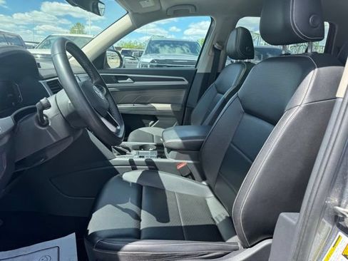 Used 2022 Volkswagen Atlas SE FWD image 11