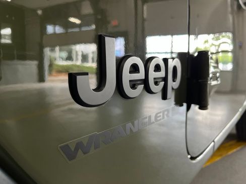 Used 2023 Jeep Wrangler Sport S AWD/4WD image 12
