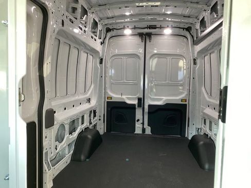 New 2025 Ford Transit 250 148 High Roof image 7