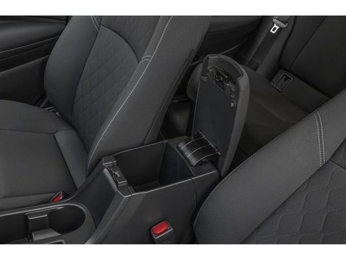 Used 2026 Toyota Corolla LE FWD image 32