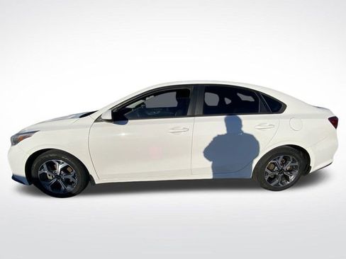 Used 2021 Kia Forte LXS image 4