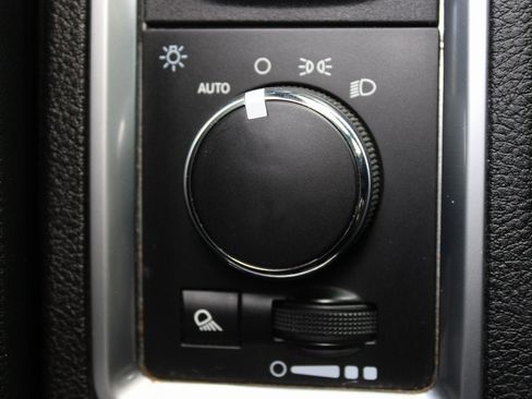 Used 2021 RAM 1500 Classic Warlock image 17