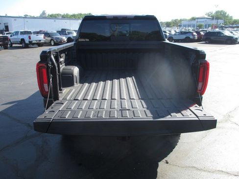 Used 2023 GMC Sierra 1500 AT4X AWD/4WD image 8