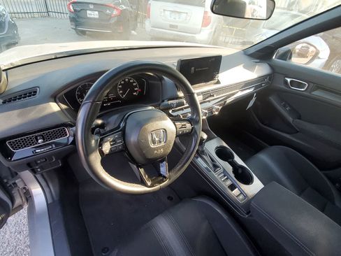 Used 2024 Honda Civic Sport image 13