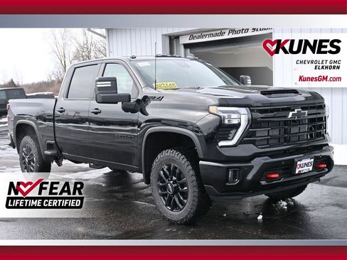 New 2026 Chevrolet Silverado 3500 LT w/ Trail Boss Package image 1