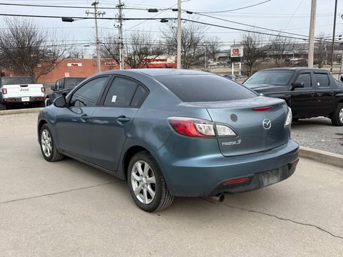Used 2010 MAZDA MAZDA3 i Touring image 9