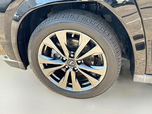 Used 2022 Lexus UX 200 F Sport w/ Accessory Package (Z1) image 41