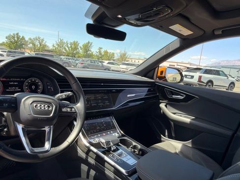 Used 2022 Audi Q8 Prestige w/ Prestige Package AWD/4WD image 26