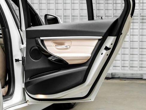 Used 2017 BMW 330i Sedan image 46