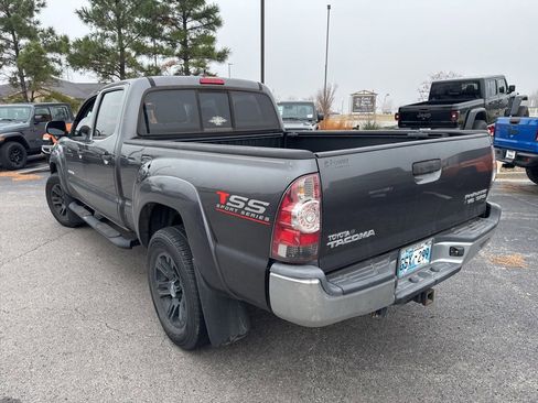 Used 2015 Toyota Tacoma PreRunner image 5