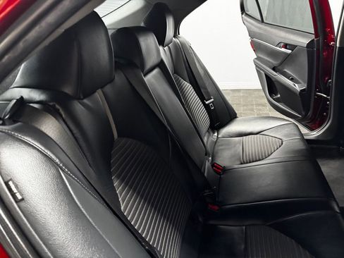 Used 2018 Toyota Camry SE w/ Protection Package (Q2) image 49