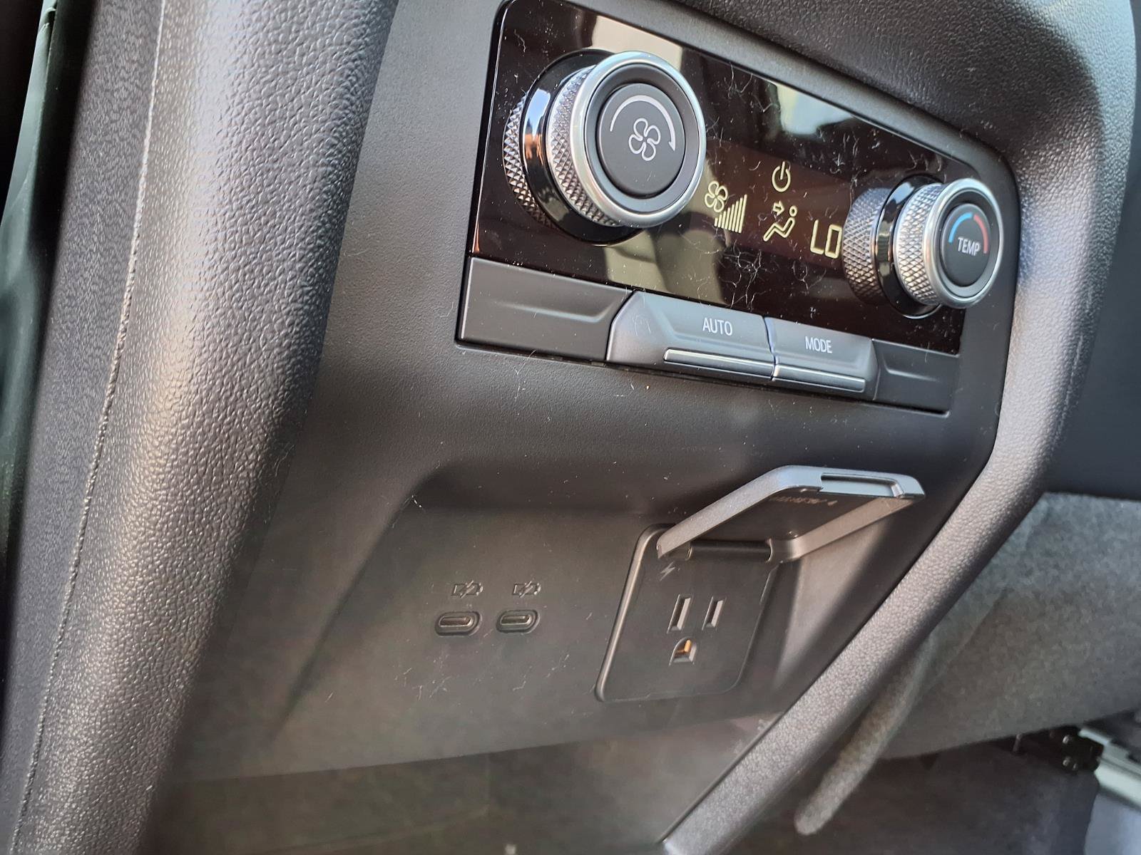 New 2026 Buick Enclave Sport Touring w/ Power Package FWD image 19