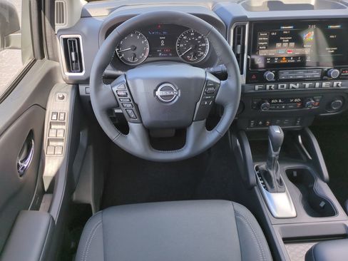 New 2026 Nissan Frontier SV w/ SV Convenience Package image 16