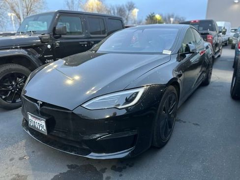 Used 2022 Tesla Model S image 3