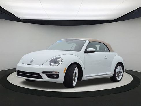 Used 2019 Volkswagen Beetle 2.0T S image 3
