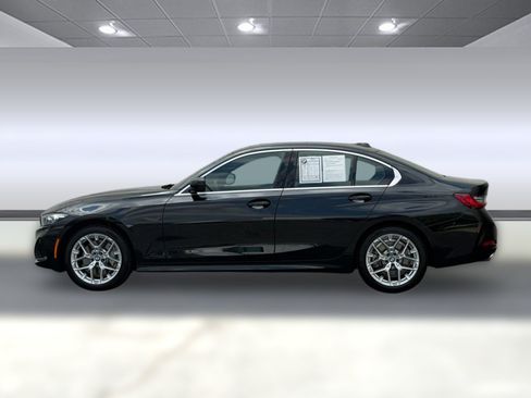 Used 2026 BMW 330i Sedan RWD image 2