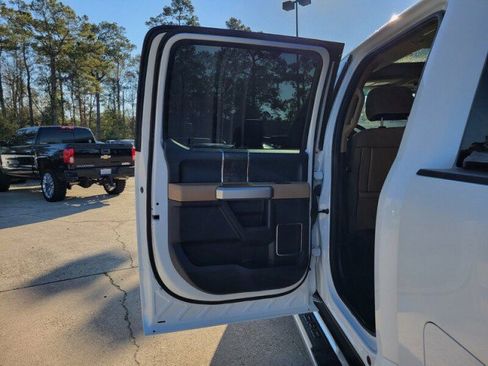 Used 2022 Ford F350 Lariat w/ Lariat Ultimate Package image 30