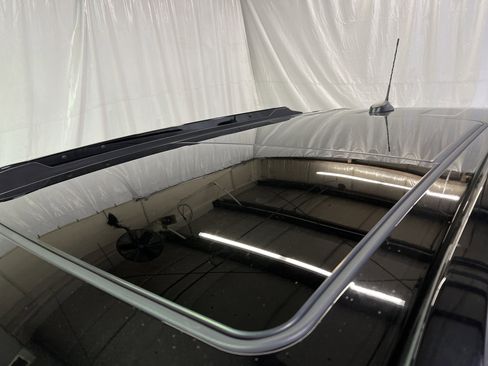 Certified 2023 Chevrolet TrailBlazer RS w/ Sun and Liftgate Package image 16