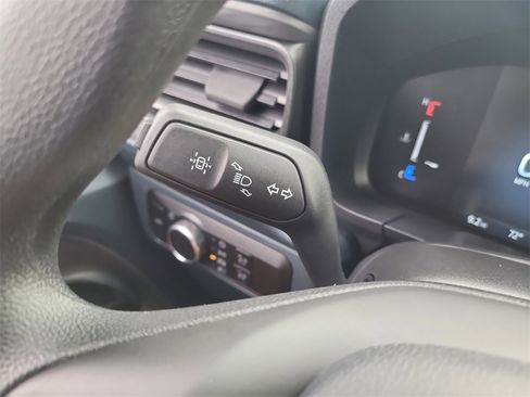 New 2026 Ford Maverick XL image 29