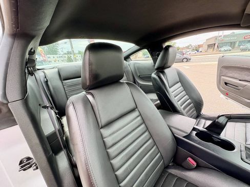 Used 2007 Ford Mustang GT Premium RWD image 19