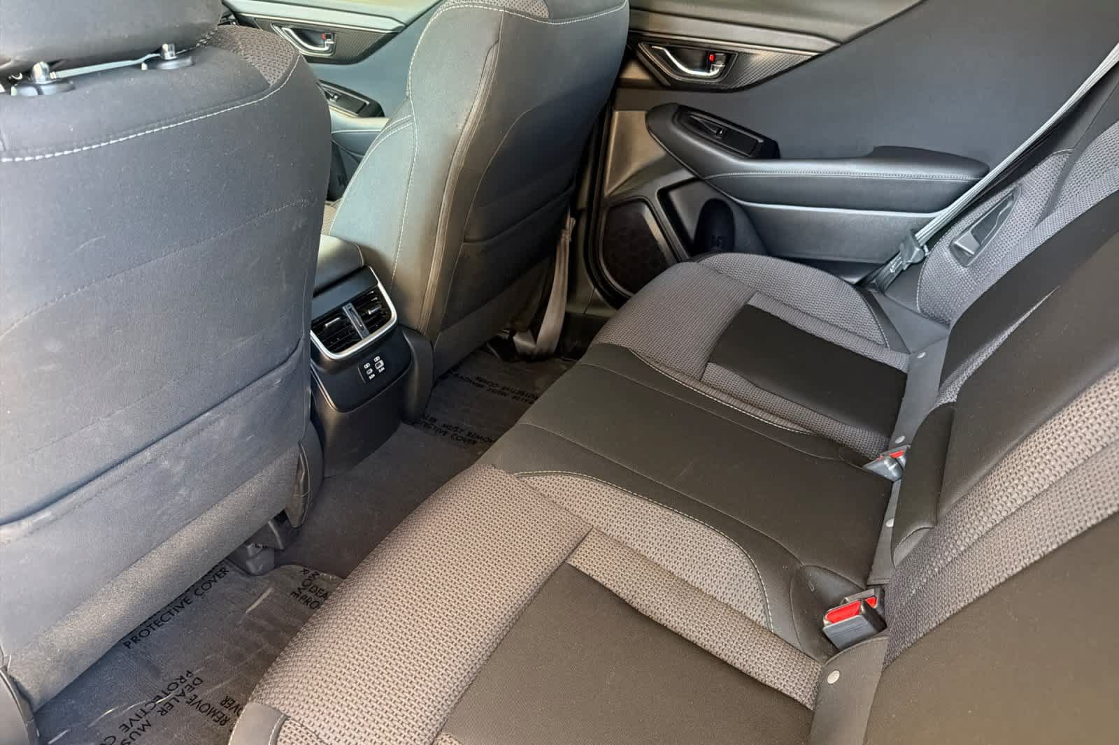 Used 2025 Subaru Outback Premium AWD/4WD image 4
