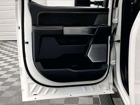 Used 2024 Ford F350 Platinum image 19