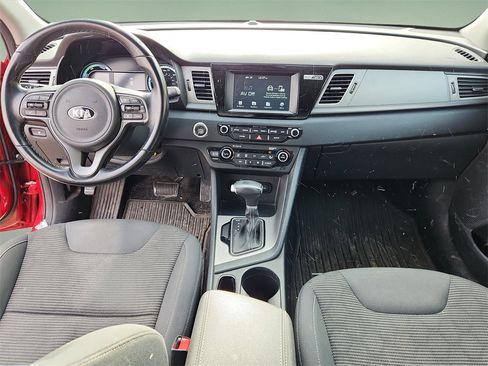 Used 2018 Kia Niro LX image 19