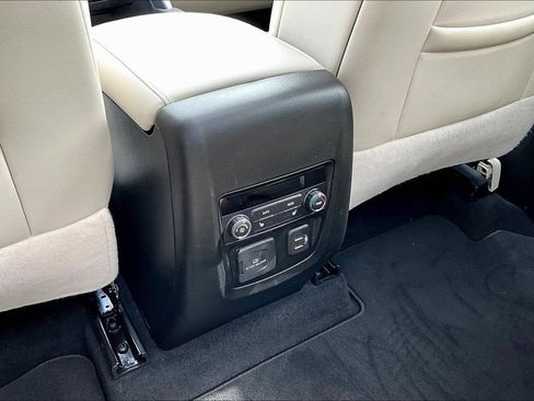 Used 2024 Buick Enclave Avenir w/ Avenir Technology Package AWD/4WD image 25