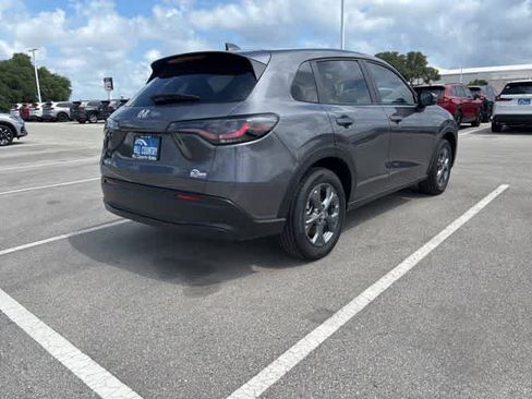 Used 2026 Honda HR-V LX image 5