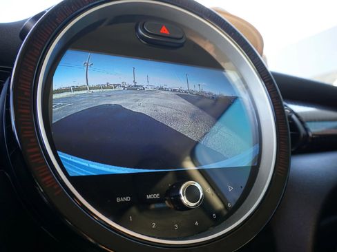 Used 2015 MINI Cooper S image 28