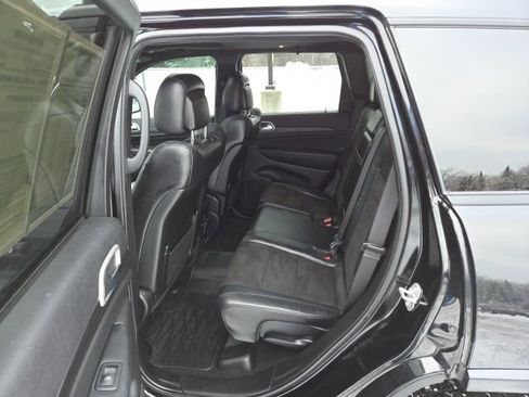 Used 2020 Jeep Grand Cherokee Altitude image 30