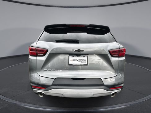 New 2026 Chevrolet Blazer LT w/ Sound & Technology Package AWD/4WD image 13