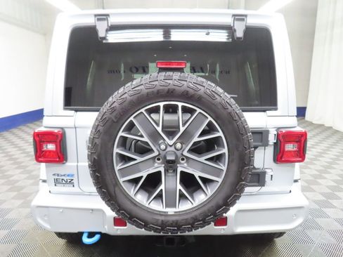 Used 2024 Jeep Wrangler High Altitude image 34