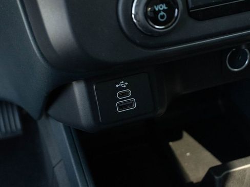 Used 2025 Ford Maverick XL FWD image 25