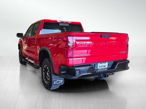 Used 2023 Chevrolet Silverado 1500 ZR2 w/ Technology Package AWD/4WD image 5