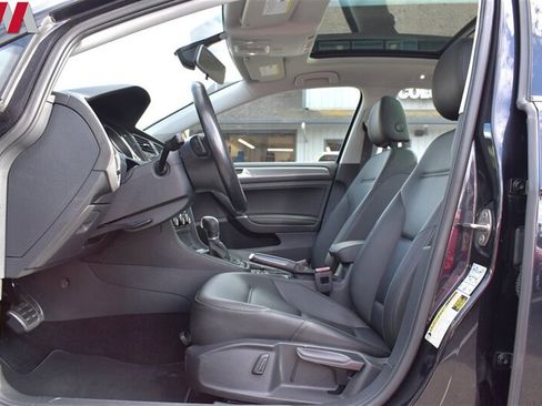 Used 2018 Volkswagen Golf Alltrack SE AWD/4WD image 10