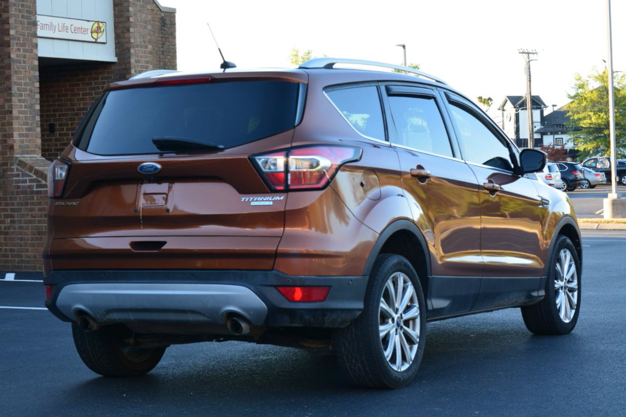 Used 2017 Ford Escape Titanium w/ Equipment Group 301A FWD image 5